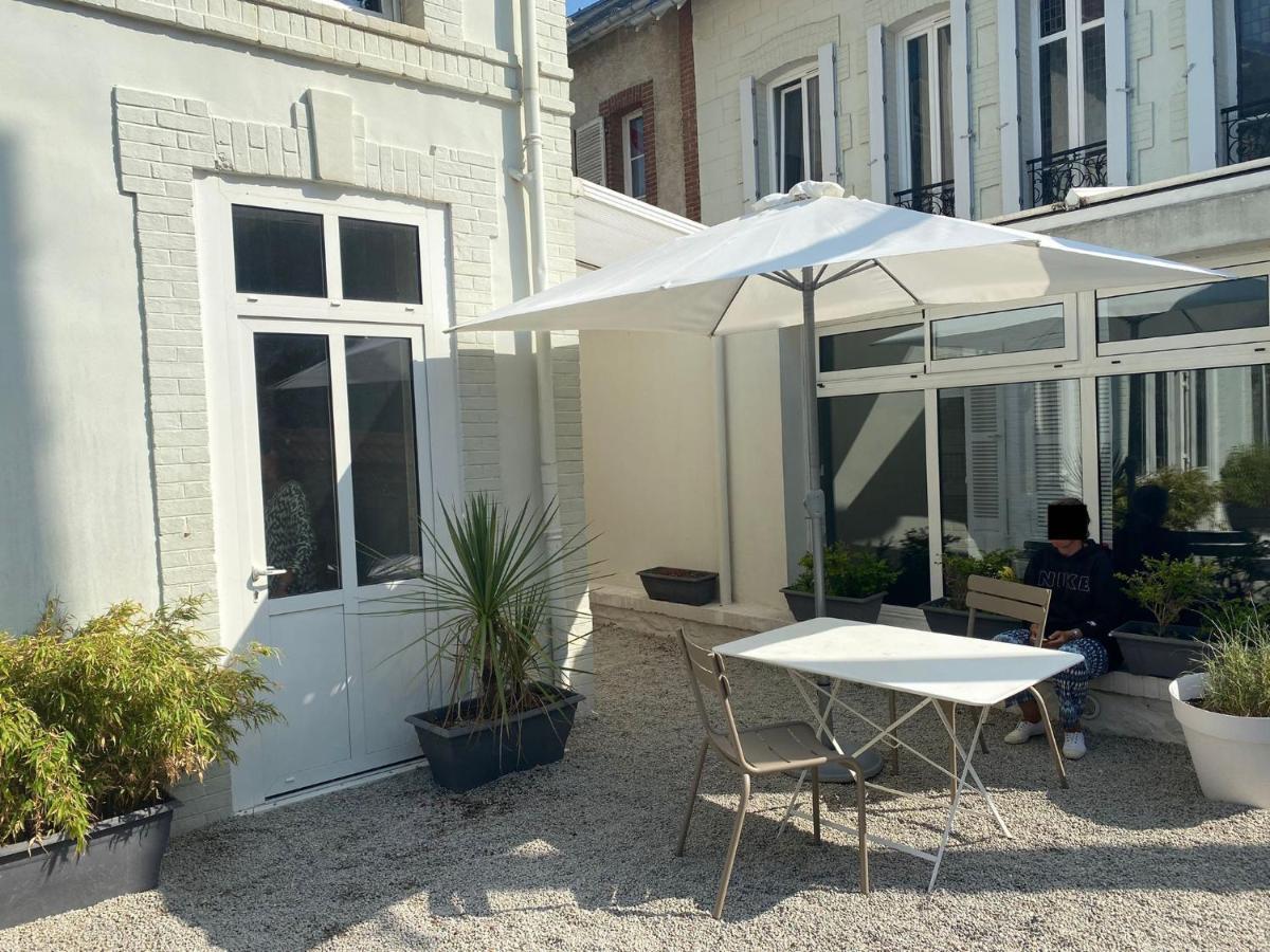 La Cote Villa